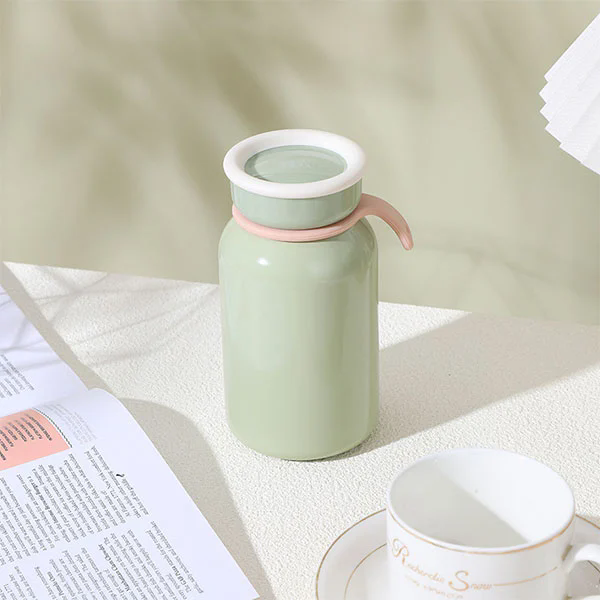 Mikä tekee vesipullosta älykkään valinnan nykyaikaisiin nesteytystarpeisiin?